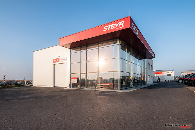 Steyr Center Nord Außenansicht Front 2