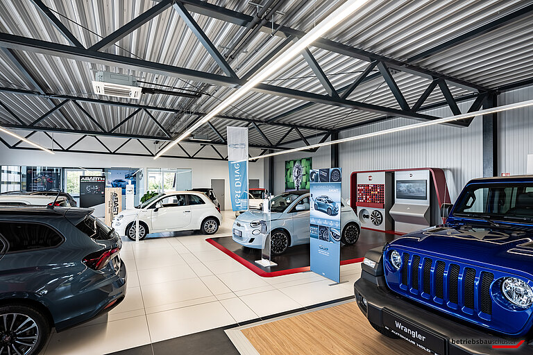 Autohaus Hold Verkaufsraum Fiat