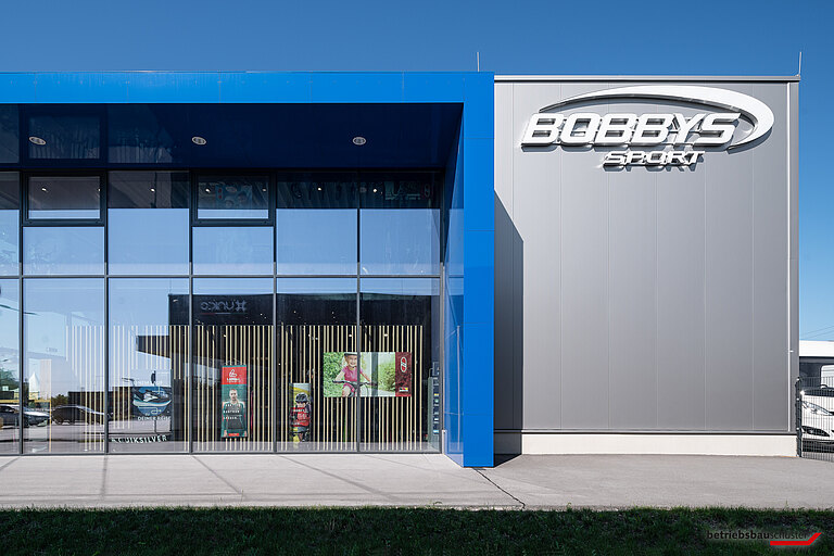 Bobbys Sport Außenansicht Seite