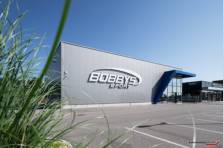 Bobbys Sport Außenansicht Schräg