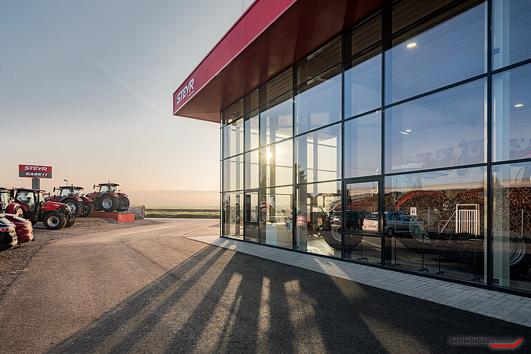 Steyr Center Nord Außenansicht Glasfassade